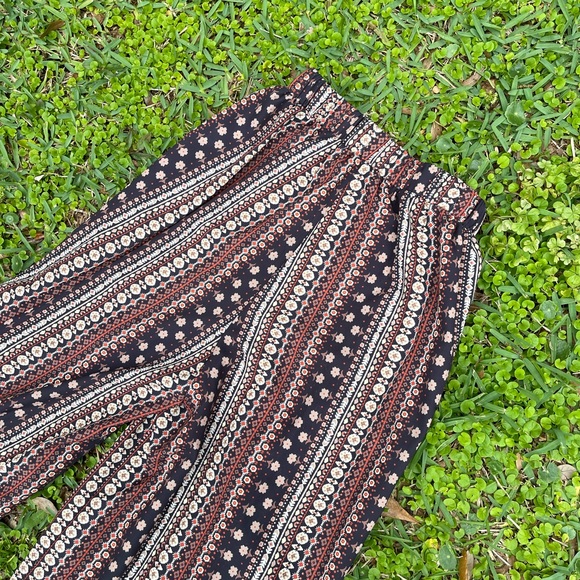 boho flowy pants - Picture 2 of 2